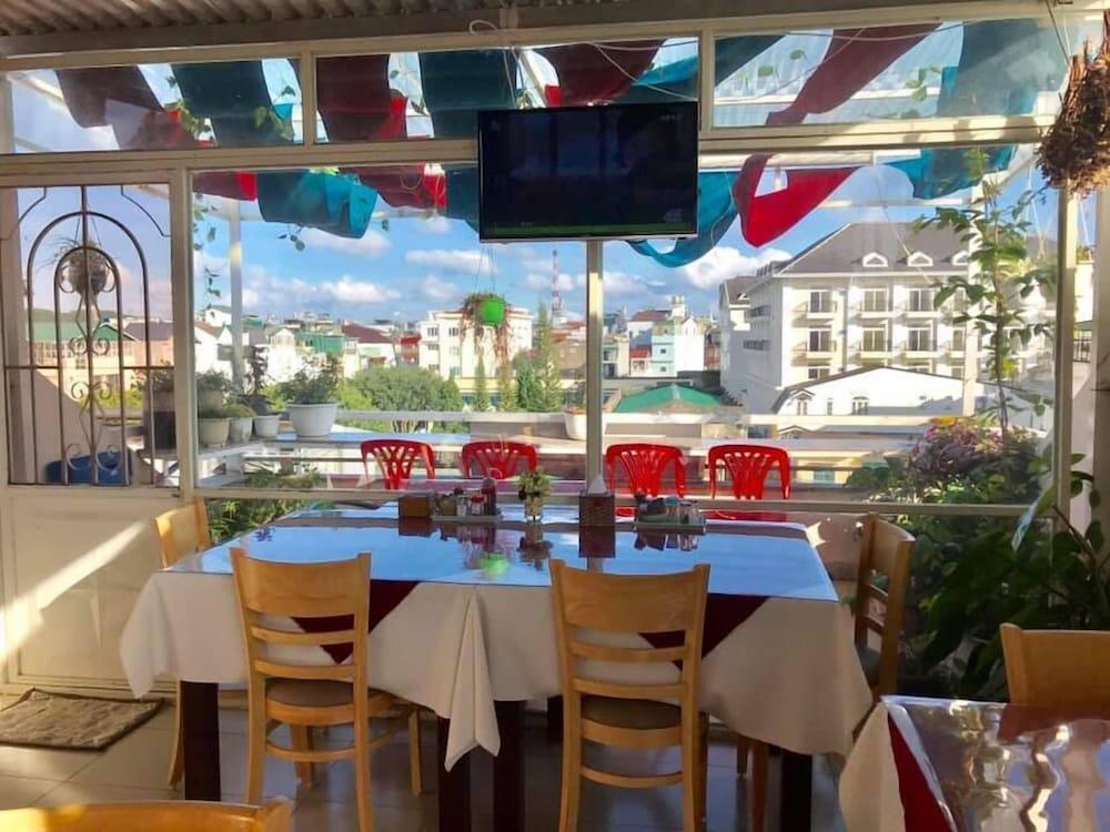 Starhill Hotel Да Лат Екстериор снимка