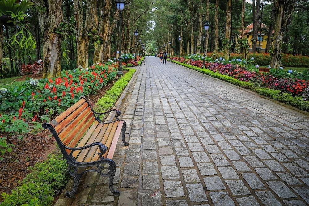 Starhill Hotel Да Лат Екстериор снимка