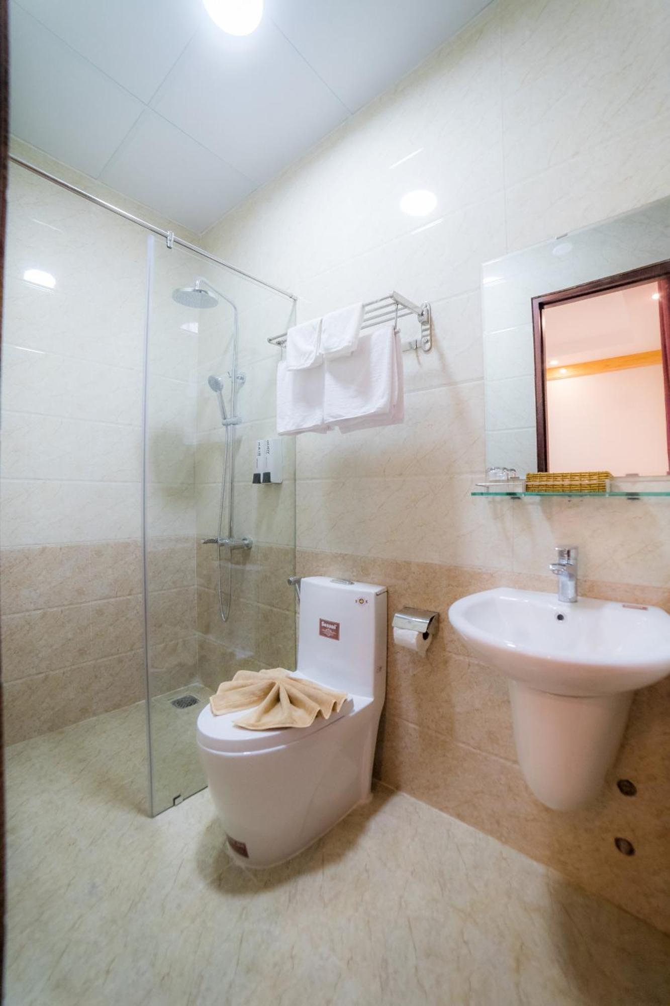 Starhill Hotel Да Лат Екстериор снимка